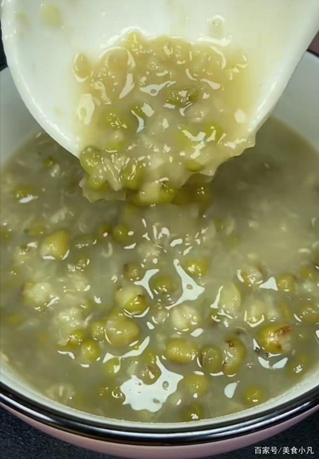 解暑绿豆汤的正确做法，解暑绿豆汤的正确做法是